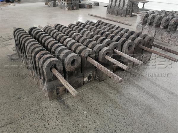 破碎機(jī)錘頭廠家十一堅(jiān)守崗位,不折不扣保質(zhì)量!