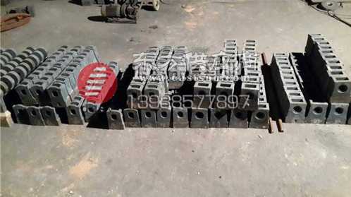 鞏義東辰2022破碎機錘頭圖片